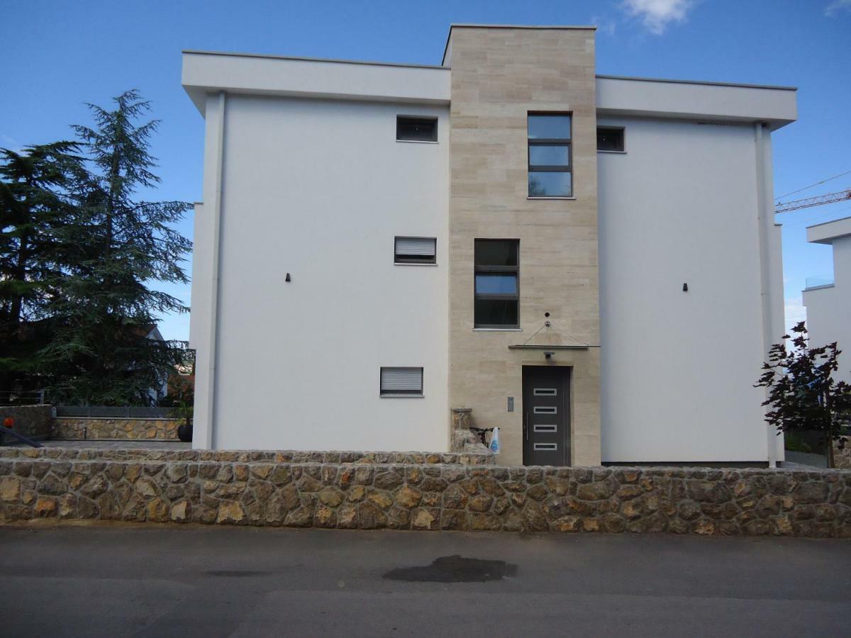 Apartment Pipe Malinska Zewnętrze zdjęcie